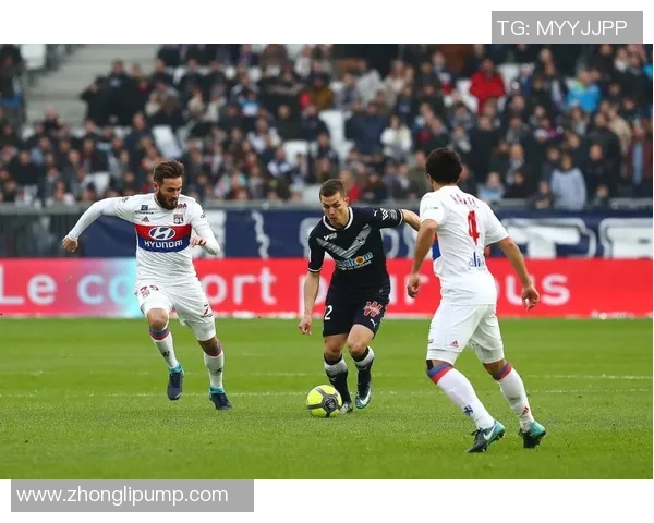 友谊赛精彩回顾：里昂大胜AC米兰战术分析与精彩瞬间揭秘