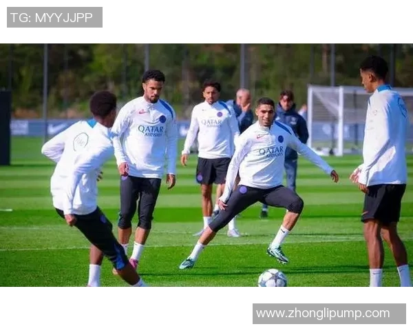 中超赛场惊现逆转大戏巴黎圣日耳曼险胜曼城引发争议判罚热议