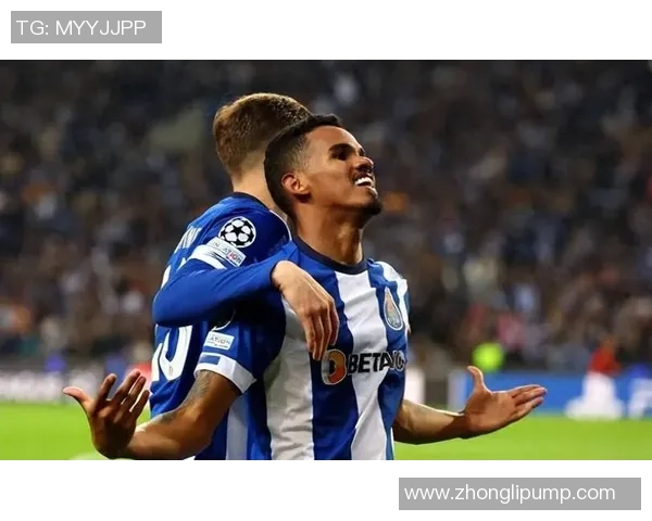 欧冠激战波尔图与莱比锡战平争议判罚引发全场热议