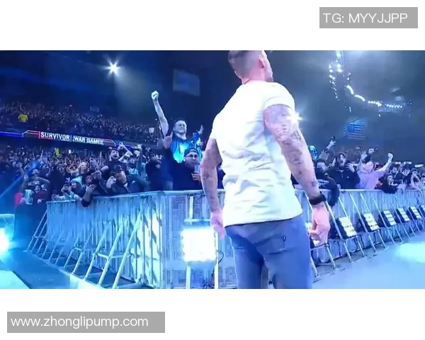 姚明亲临WWE现场展现巨星风采引发热烈反响与粉丝互动精彩瞬间回顾