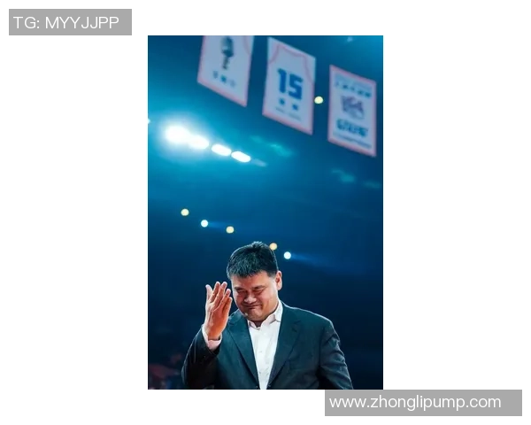 姚明伤愈归来重返赛场球迷期待传奇巨星再创辉煌