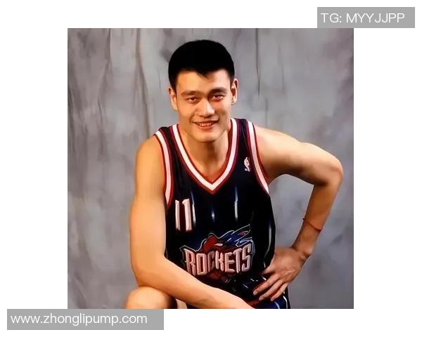 姚明高超操作引领篮球新风潮展现运动员的智慧与魅力