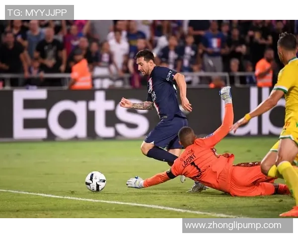 西甲惊天冷门巴黎圣日耳曼4-0横扫那不勒斯补时进球引发全场狂欢 西甲惊天冷门巴黎圣日耳曼4-0横扫那不勒斯补时进球引发全场狂欢