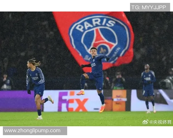 中超精彩对决巴黎圣日耳曼逆转曼城绝杀全场沸腾