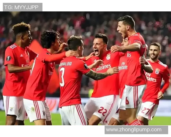 意甲激战:本菲卡逆转拜仁全场沸腾战术解析与精彩瞬间回顾 意甲激战:本菲卡逆转拜仁全场沸腾战术解析与精彩瞬间回顾