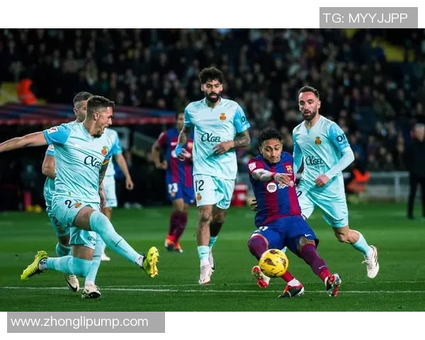 西甲激战：多特蒙德大胜曼城乌龙球成比赛转折点分析