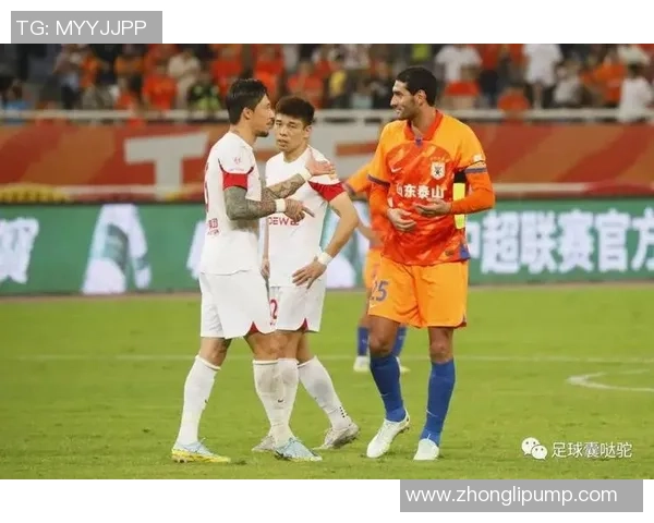 中超激战波尔图大胜AC米兰争议判罚引发全场热议