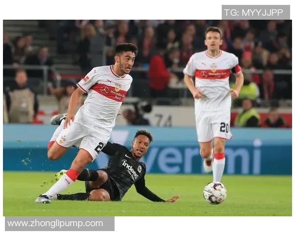 欧联杯精彩对决拜仁小胜那不勒斯点燃全场激情