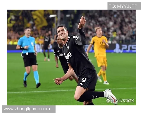 欧冠大战：皇马大胜曼联红牌争议引发全场热议