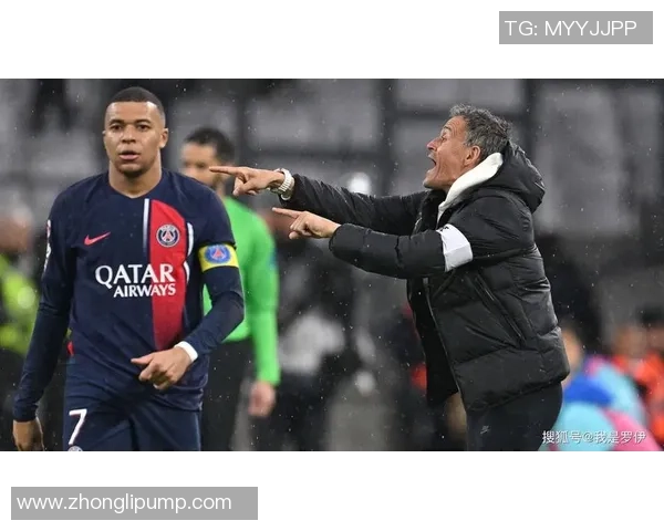 足总杯激战：巴黎圣日耳曼绝杀巴萨全场沸腾转会传闻再起