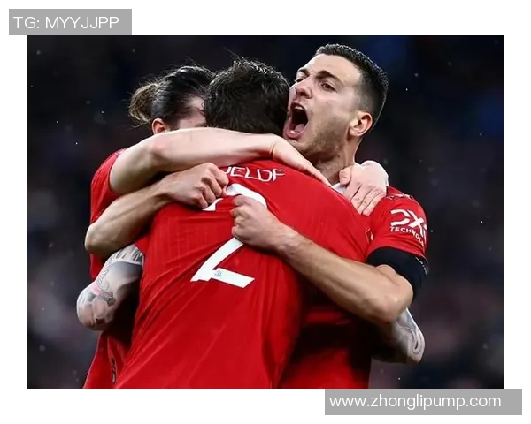 足总杯激战:巴黎圣日耳曼与曼联平局后点球大战精彩回顾与数据分析 足总杯激战:巴黎圣日耳曼与曼联平局后点球大战精彩回顾与数据分析